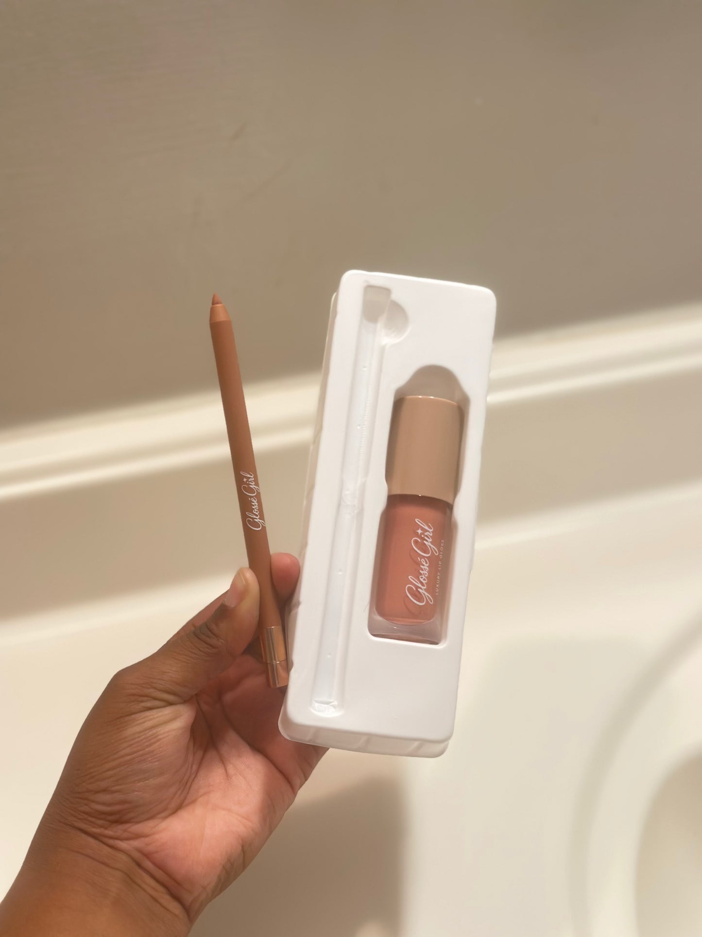 Toasted Glam w/ Light Liner Lip Kit